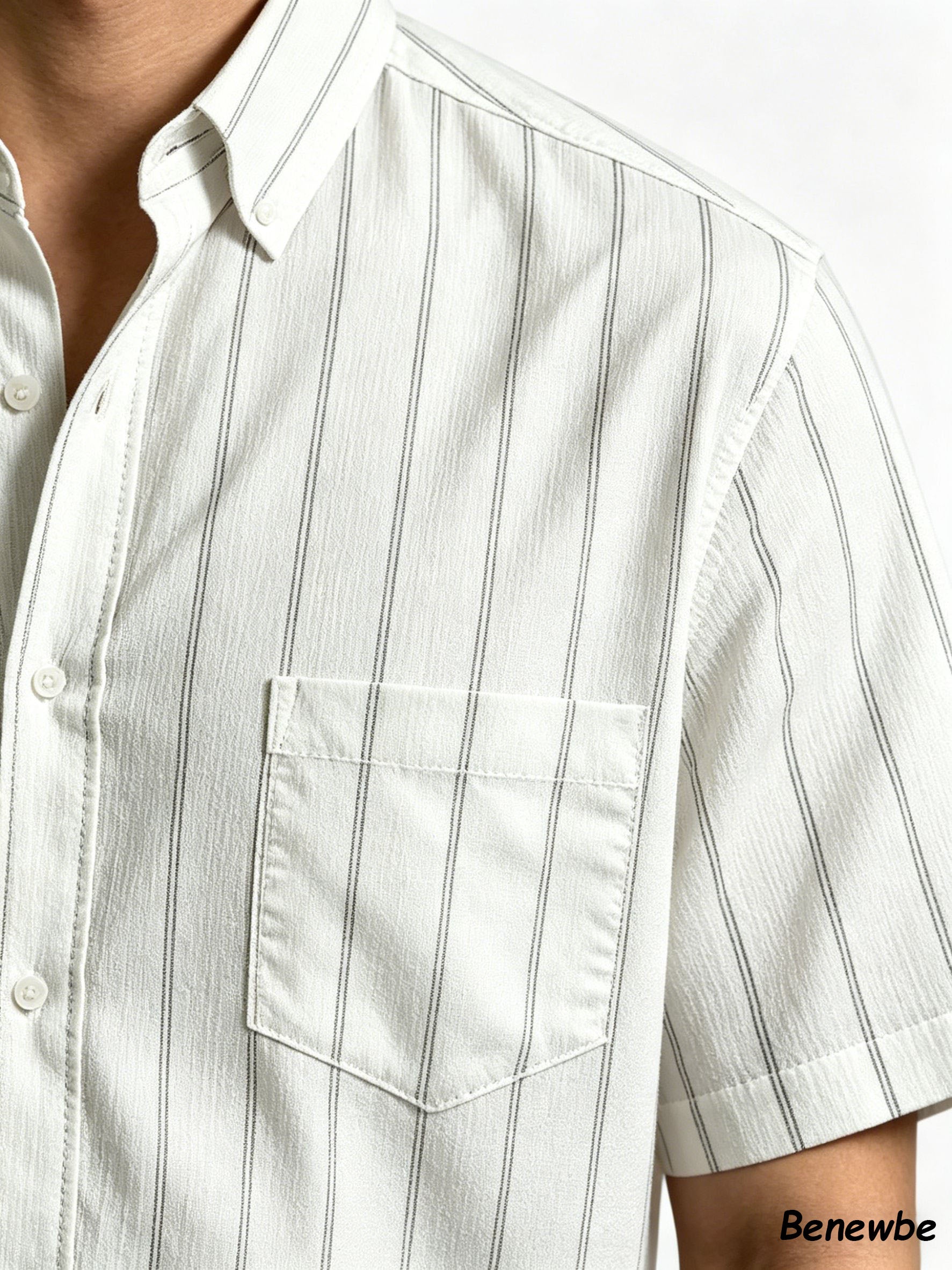 Men's Minimal Thin Vertical Stripe Short Sleeve Shirt, Casual Button‑Down Collar Top with Chest Pocket