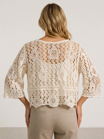 Women's 3D Crochet Hollow Knit Cover Up, Round Neck 3/4 Flare Sleeve Cropped Vacation Top